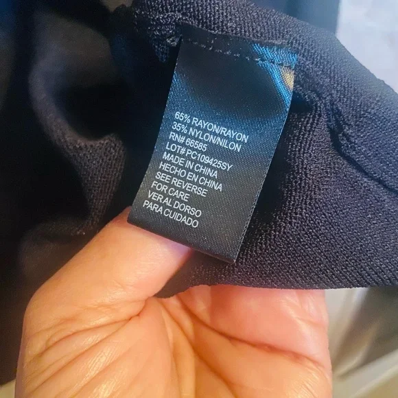 Perception New York Black Women's Sweater *send us an offer* - Picture 2 of 6